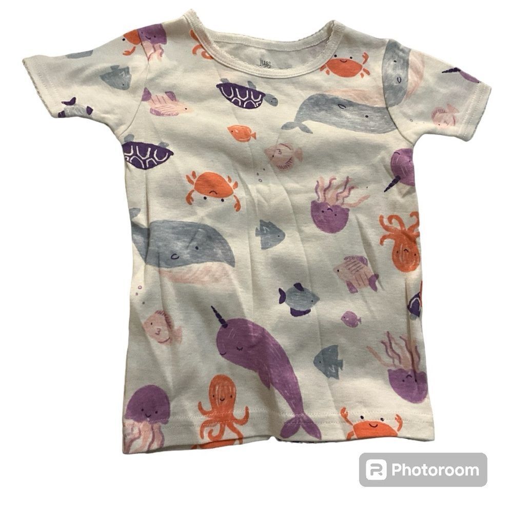 🌼🌼Carter’s two pack tops NWOT. 2T🌼🌼
